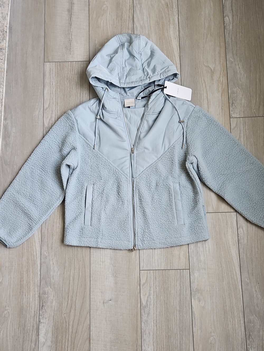 Varley Jacket - Picture 4 of 13